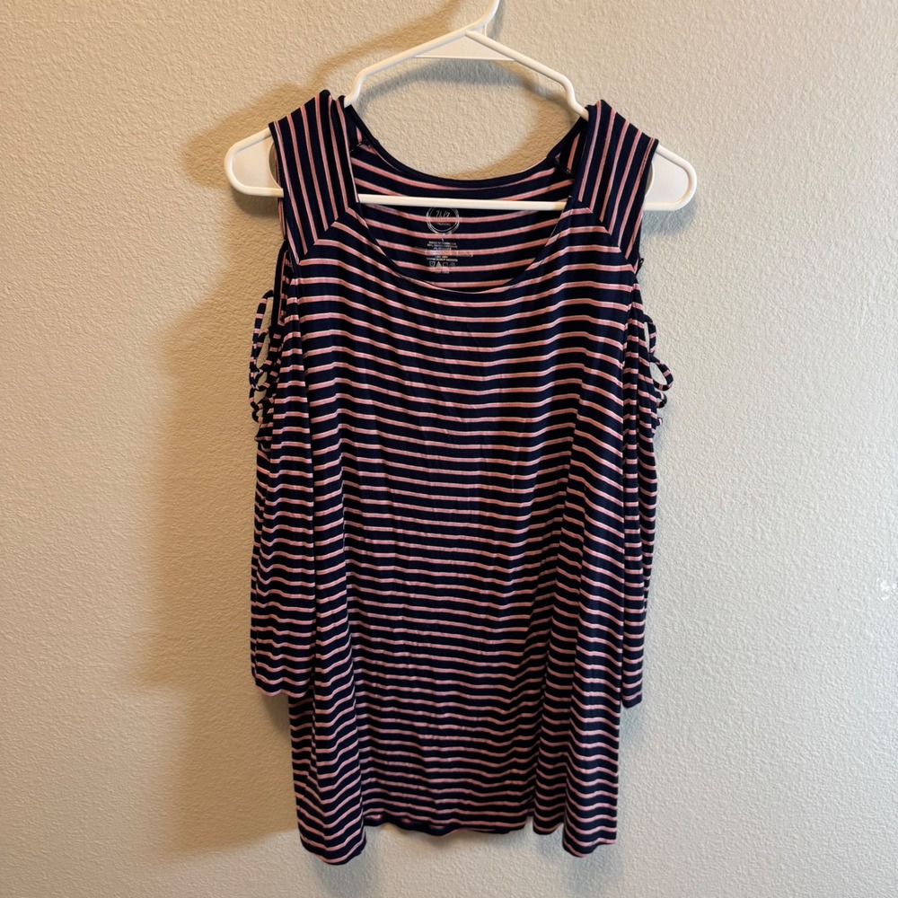 Maurices Top Womens Size 1 Pink Blue Striped Cold Shoulder 3/4 Sleeve Casual